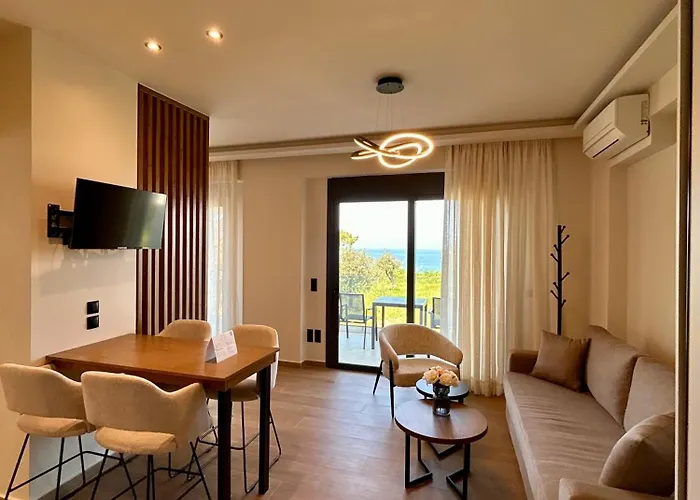 Kyllini Seaside Apartments & Rooms