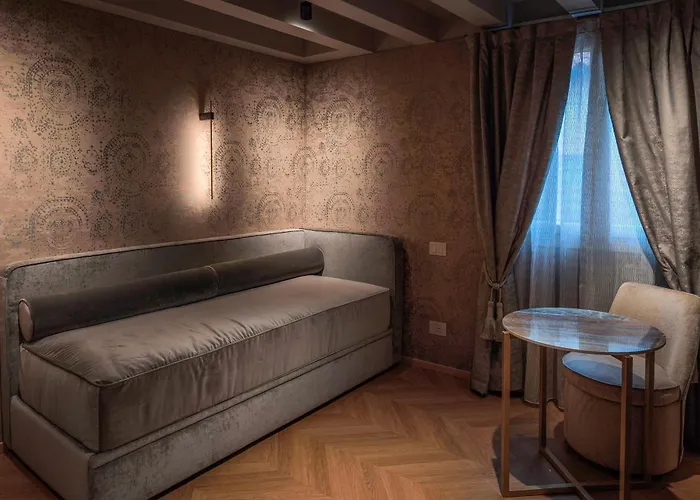 Hotel Antiche Figure