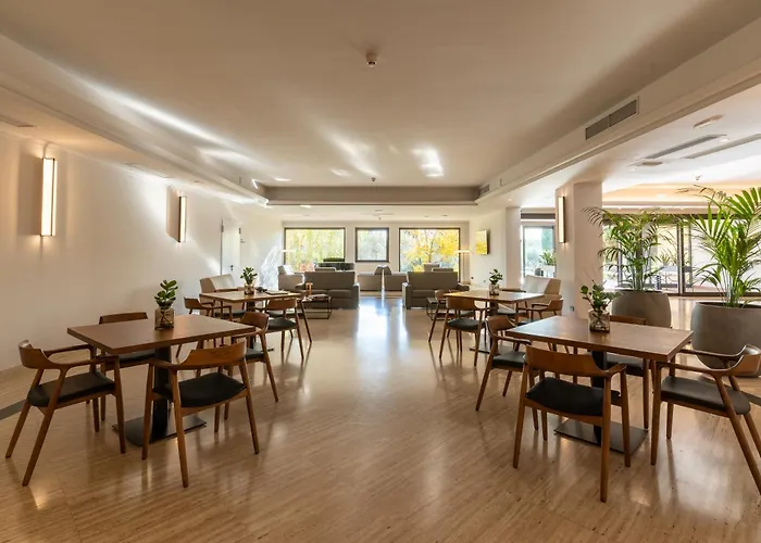 Aldero Hotel