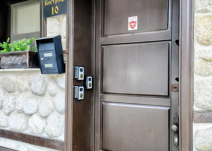 Petkov Family Hotel - Self Check-In