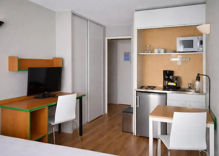 Aparthotel Adagio Access Paris Maisons-Alfort