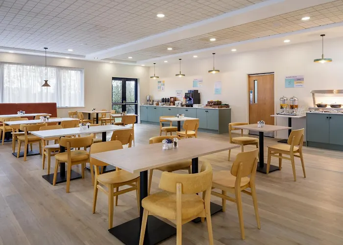 Garner Hotel Lincoln By Ihg