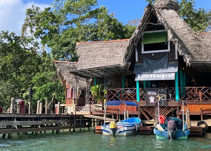 Tortugal Boutique River Lodge