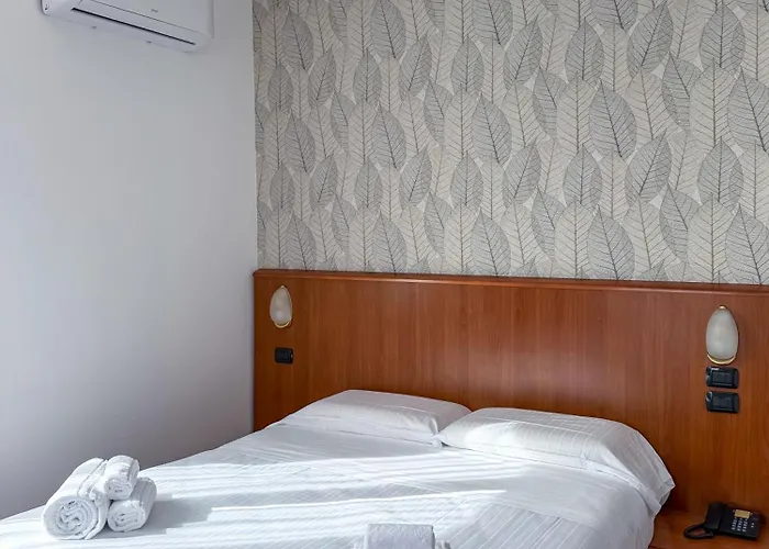 Fell Hotel