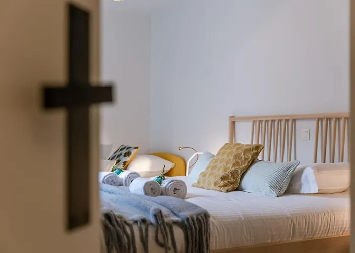 Casiola - Boulevard Apartment Near The Beach
