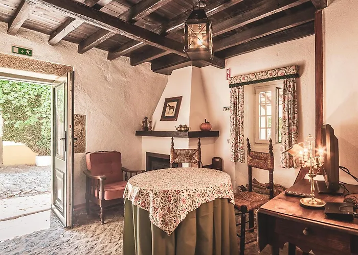 Casa das Naves de Sto António