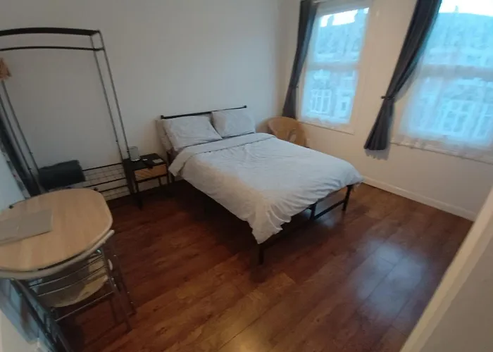 Cranbury House Apartments