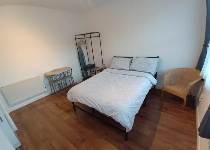 Cranbury House Apartments