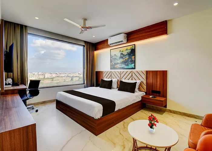 Palette Hotel Chakan K9