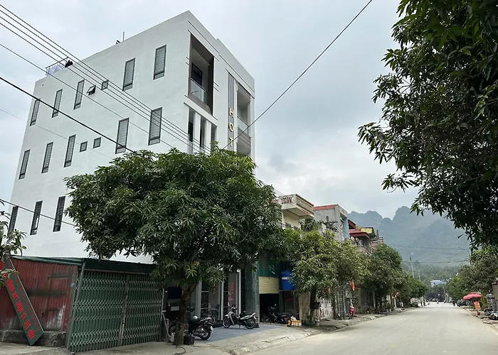 Tam Giac Mach Hotel