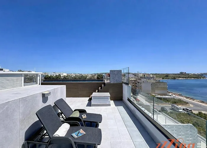 South 32 Hotel By Zzzing