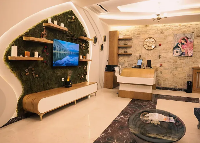 Atrium Suites Tas Konak