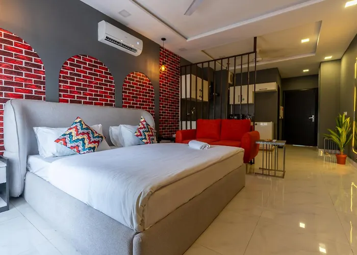 Zameen Opal - Executive Family Studio Lahore