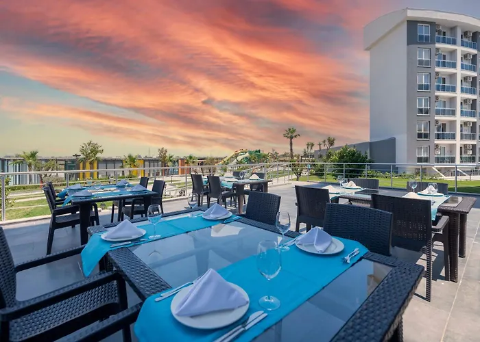 Palmora Lara Hotel
