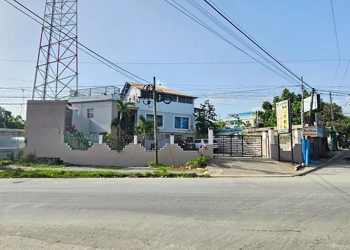 W&W Hotel