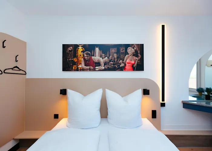 Magnet Hotel
