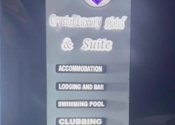 Crystaluxuryhotelandsuite