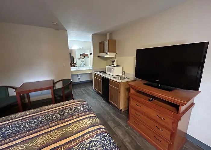 Lodge Inn Extended Stay