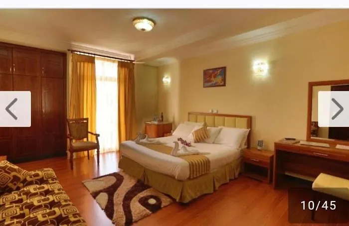 Relax Hotel