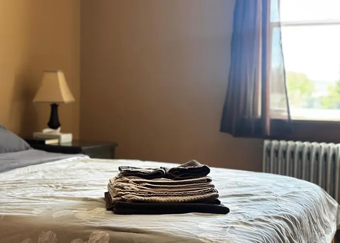 Twin Cities Hotel