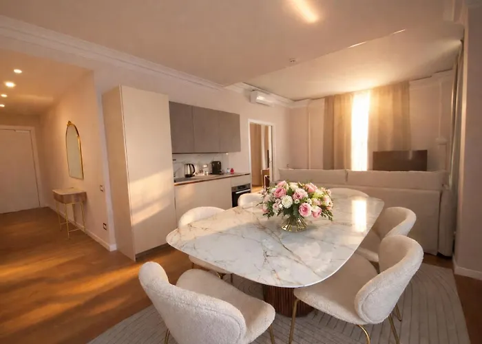 Royal Suite Apartment