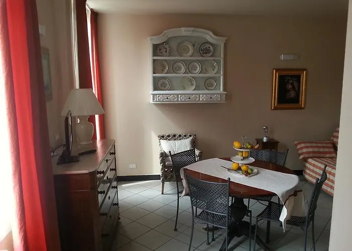 Case Vacanze Borgo Marina IMPERIA