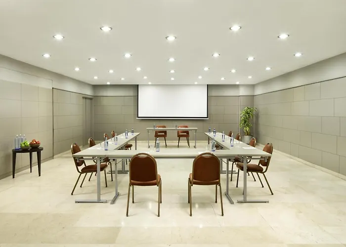 Istay By Nh Zaragoza Sport Hotel