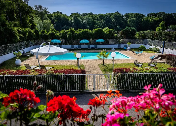 La Chaumiere