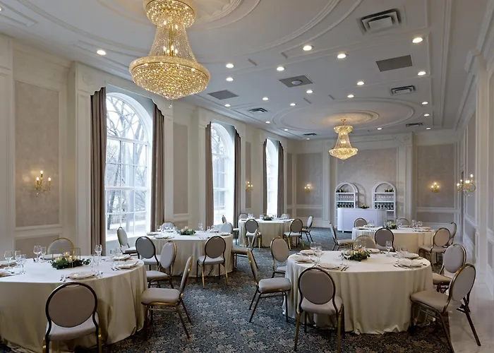 The Lord Nelson Hotel & Suites