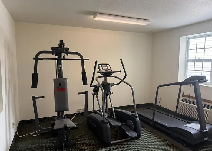 Iron Mountain Inn & Suites Mi Us 2
