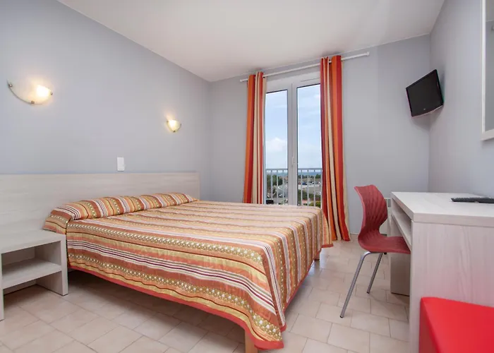 Hotel Arcu Di Sole