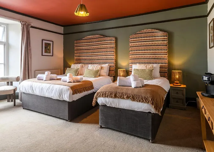 The Crown Hotel