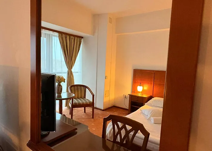 Hotel Emma West