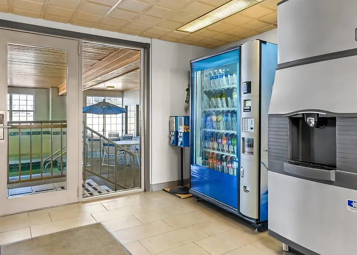 Country Inn & Suites By Radisson Kenosha - Pleasant Prairie