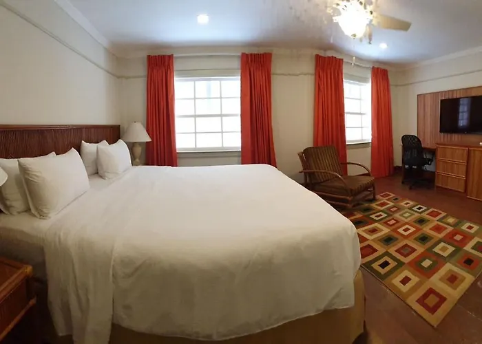 Cara Lodge Hotel