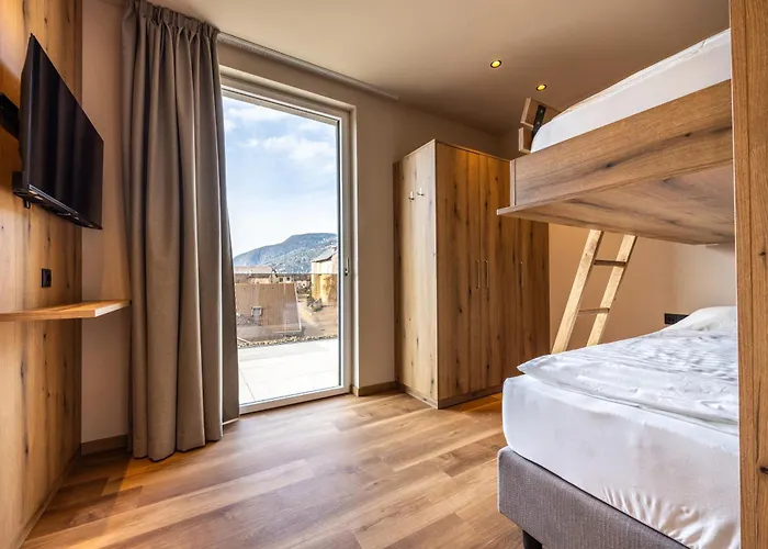 Egger Apartments & Suites