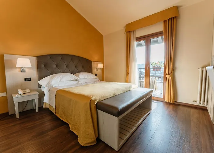 Hotel Eden Salo
