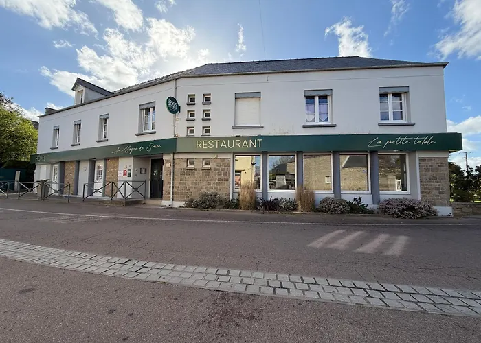 Logis Hôtel Au Moyne de Saire