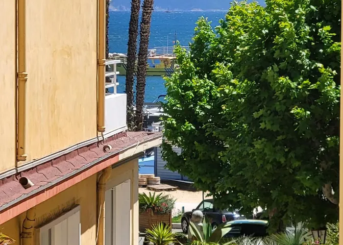 Hôtel L'Oustaou
