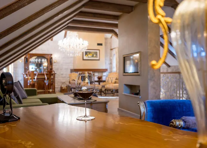 Conte Hotel & Restaurant