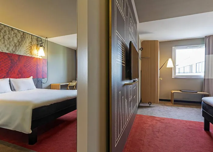 Ibis Paris Pantin Eglise