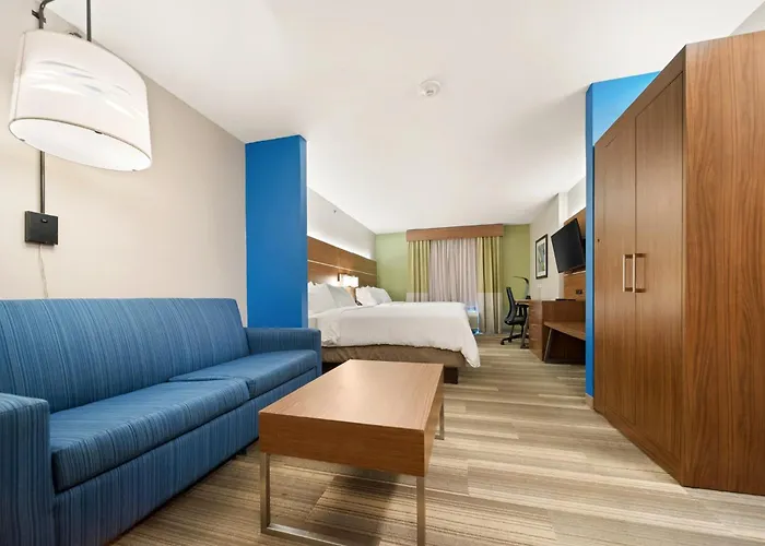 Holiday Inn Express Trincity By Ihg