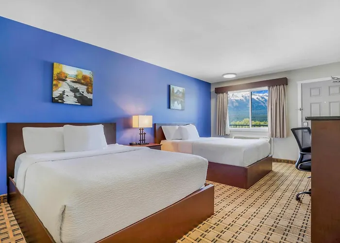 Days Inn By Wyndham Golden