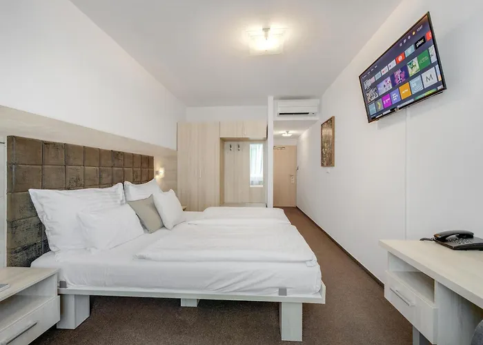 Hotel Antares