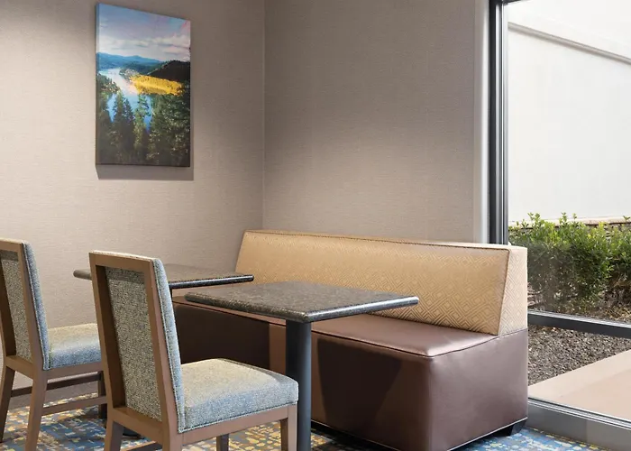 Hampton Inn & Suites Boise-Meridian