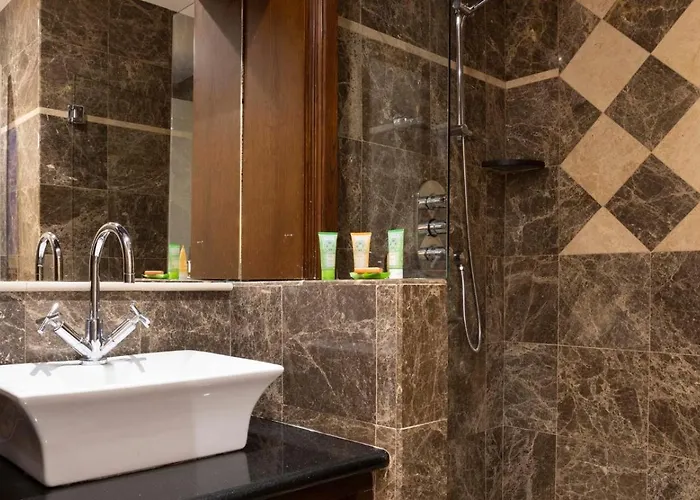 Schull Harbour Hotel&Leisure Centre