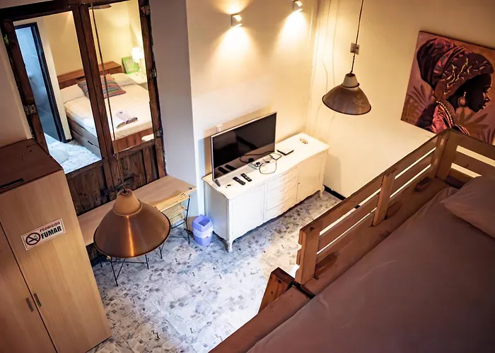 Villana'S Hostal Santa Marta