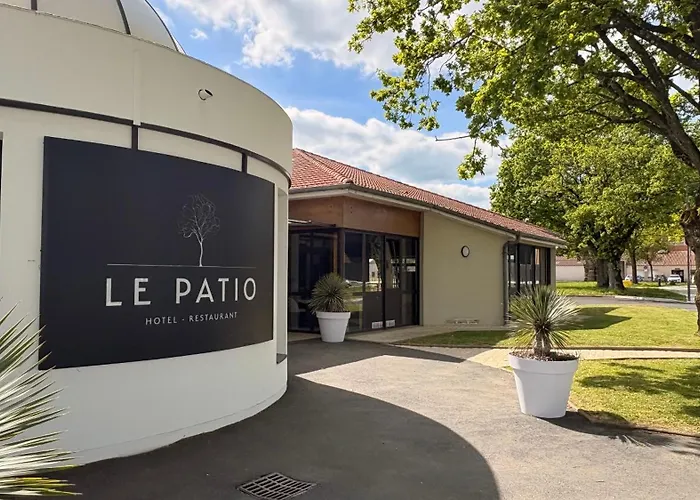 The Originals City, Le Patio Hôtel, Cholet Nord