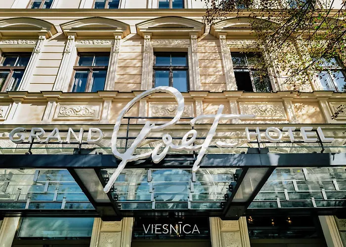 Grand Poet Hotel And Spa By Semarah Riga