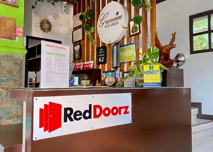 RedDoorz @ Greenview Hotel&Restobar Masbate